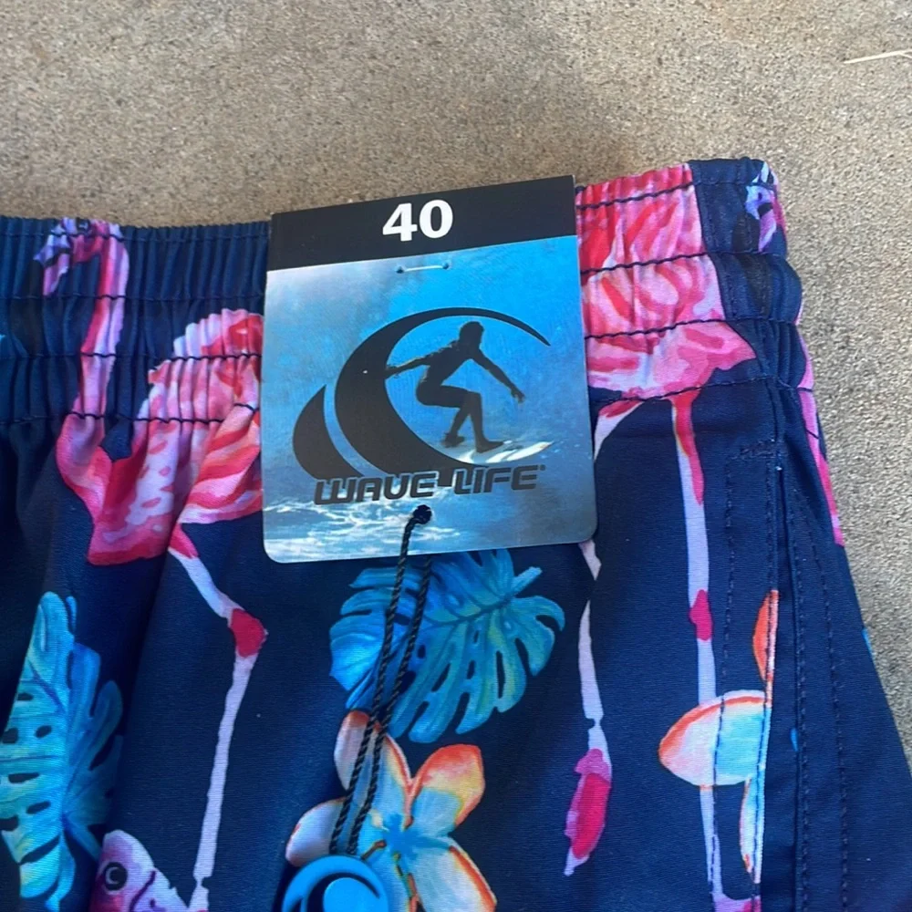 NWT Wave Life Swim Shorts!Mens  40